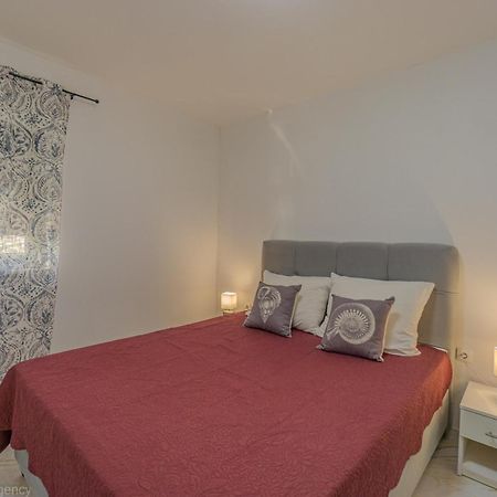 Ivica Super Comfortable, Newly Furnished Apartment In A Top Location メタイナ エクステリア 写真